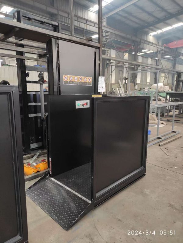 small elevators for homeslifting platforms for the